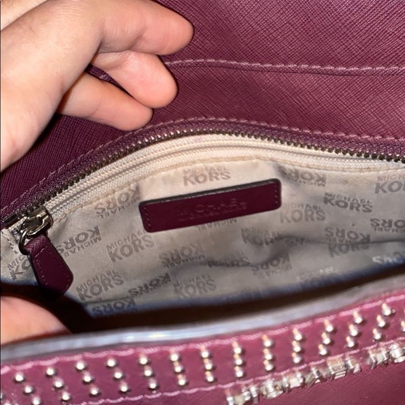 Micheal Kors Handbag ! - Picture 9 of 10